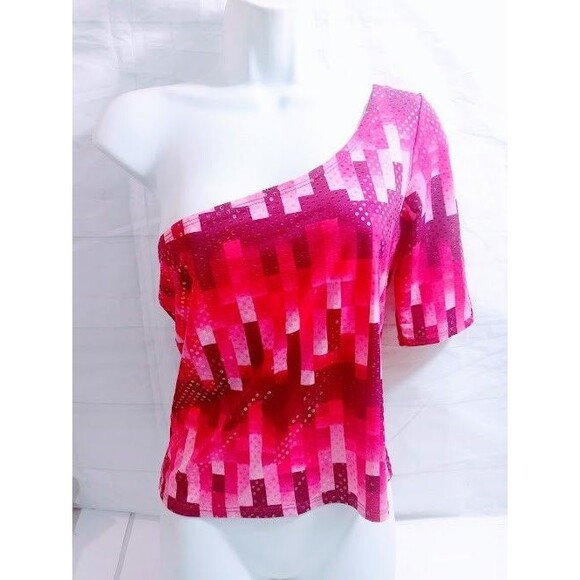 One Shoulder Barbiecore Sparkly Geometric Crop Top - Picture 7 of 7